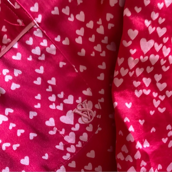 Victoria Secret red with hearts satin pyjamas - Picture 12 of 15